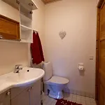 Spacious Detached House For A Larger Group Villa