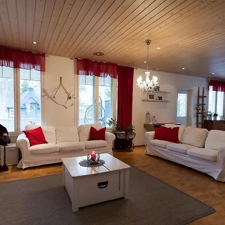 Spacious Detached House For A Larger Group Huvilat Rovaniemi