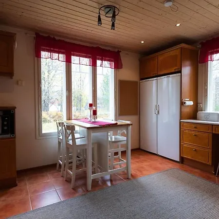 Spacious Detached House For A Larger Group *