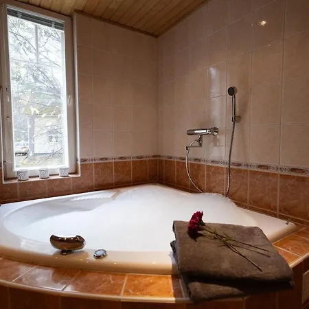 Spacious Detached House For A Larger Group Βίλα *