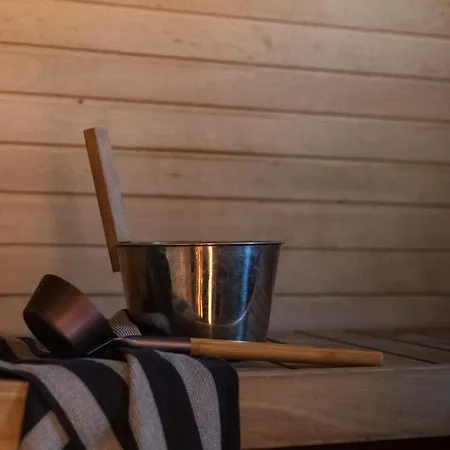 Βίλα Spacious Detached House For A Larger Group *