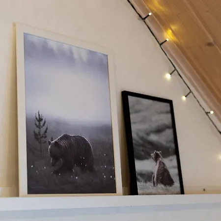 Spacious Detached House For A Larger Group וילה רובניימי