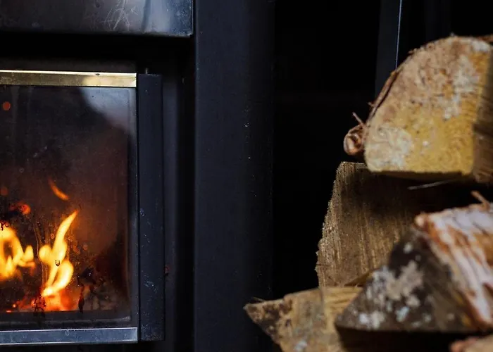 Spacious Detached House For A Larger Group וילה *